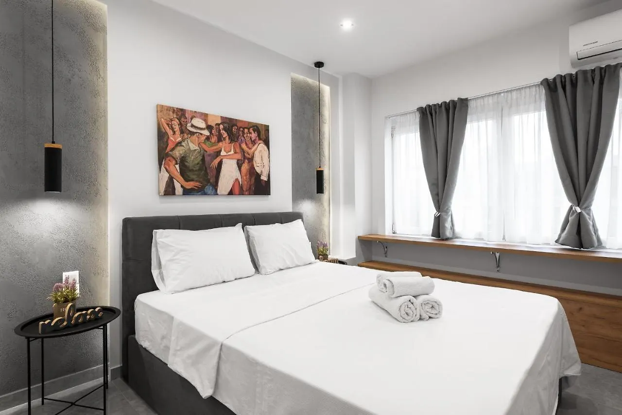 Wood N White, Nilie Hospitality Mgmt Apartment Thessaloniki Greece