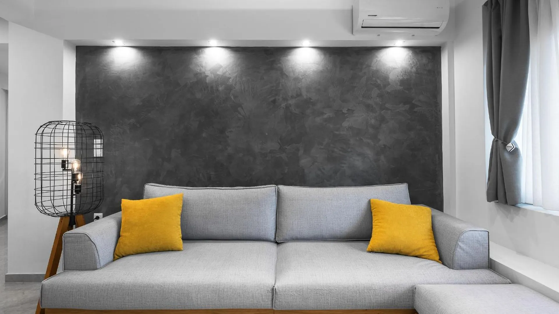 Wood N White, Nilie Hospitality Mgmt Apartment Thessaloniki
